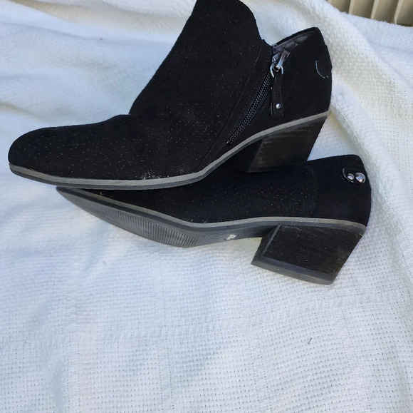 Dr. Scholls Nubuck booties/ shooties 8 - Picture 2 of 12